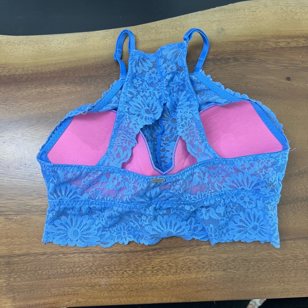 halter top - Picture 2 of 2